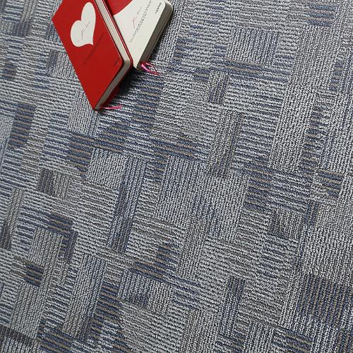 啓航廠家直銷 地毯紋塑膠地板 商用室內pvc石塑地板 2.0系列