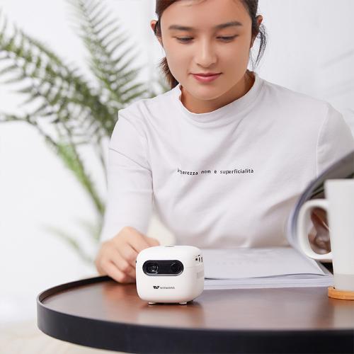 Q6A投影儀 1080P高清DLP迷你智能微型投影儀 便攜式家用投影機