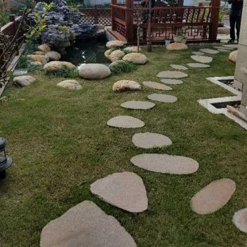 鵝卵石鋪路板庭院別墅石頭踏步花園坪自然石天然原石汀步石裝飾