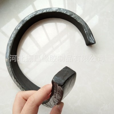 t01aae787ed15c71bed